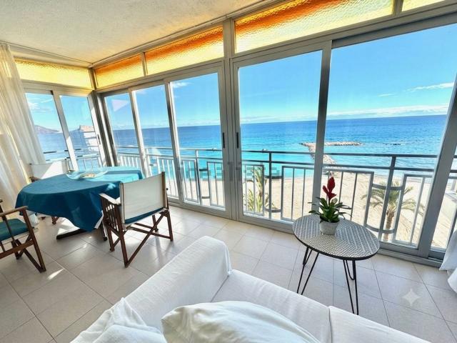 Piso, Altea