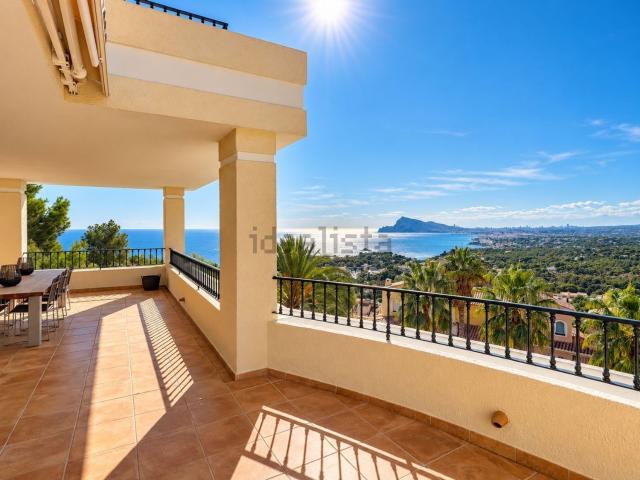Piso, Altea