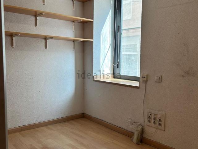 Piso, Amposta