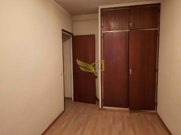 Piso amplio y exterior en ubicación estratégica con alto potencial