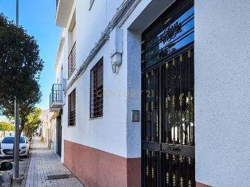 PISO AMPLIO CON GARAJE, ASCENSOR Y ALTA RENTABILIDAD