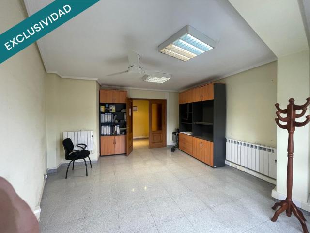 Piso amplio con garaje doble y trasteros, en Vega de Espinareda El Bierzo