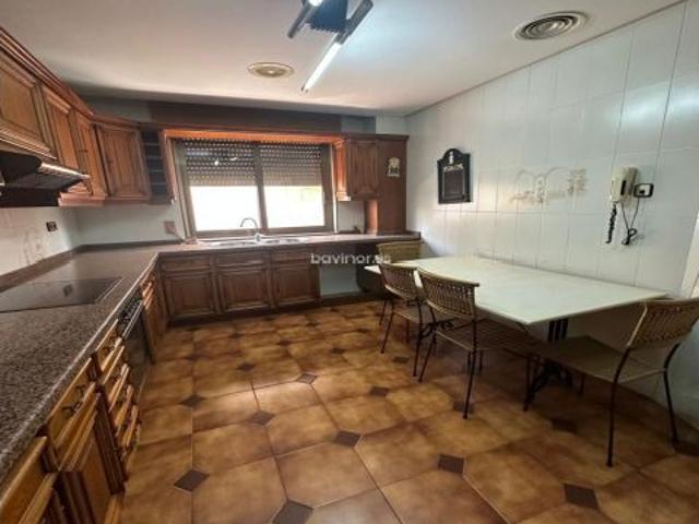 ? Piso amplio en venta en el centro de Alhama de Murcia con garaje y trastero