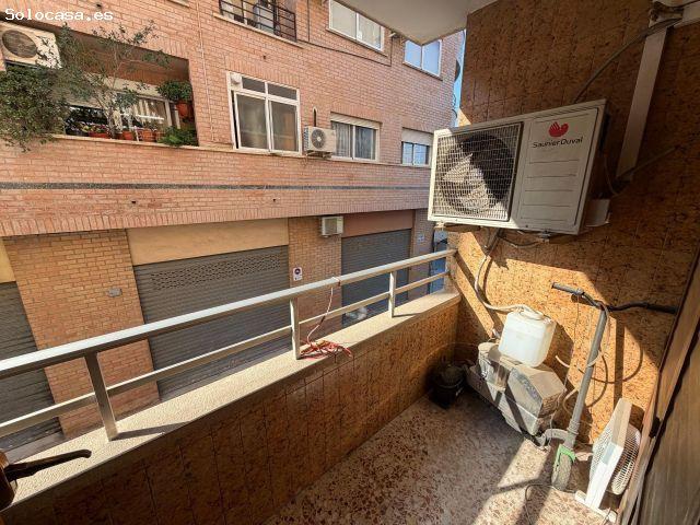 Piso amplio en el centro de Silla con dos plazas de garaje y trastero