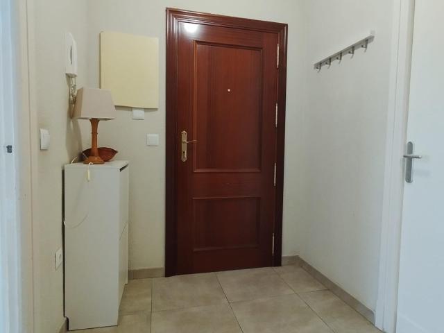 PISO AMUEBLADO 4 DORMITORIOS 1BAÑO 1 ASEO SIN ASCENSOR ZONA LA ESTRELLA