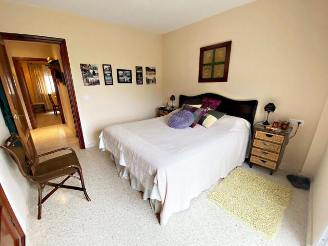 Piso amueblado de 3 dormitorios listo para entrar a vivir en calle Nuestra Señora de los Santos – Alcalá de los Gazules