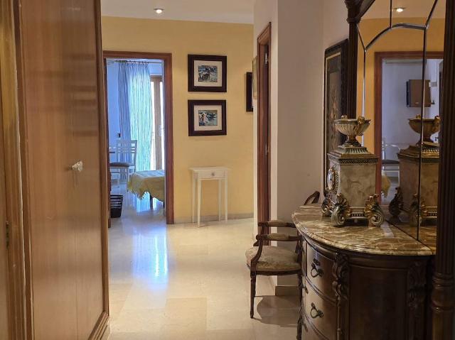 PISO / APARTAMENTO. PALMA DE MALLORCA 4 Habitaciones 176 m²