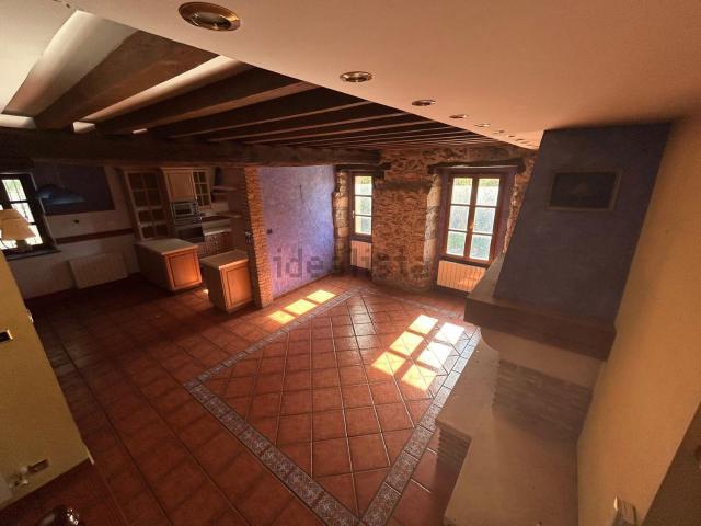 Piso, Aretxabaleta