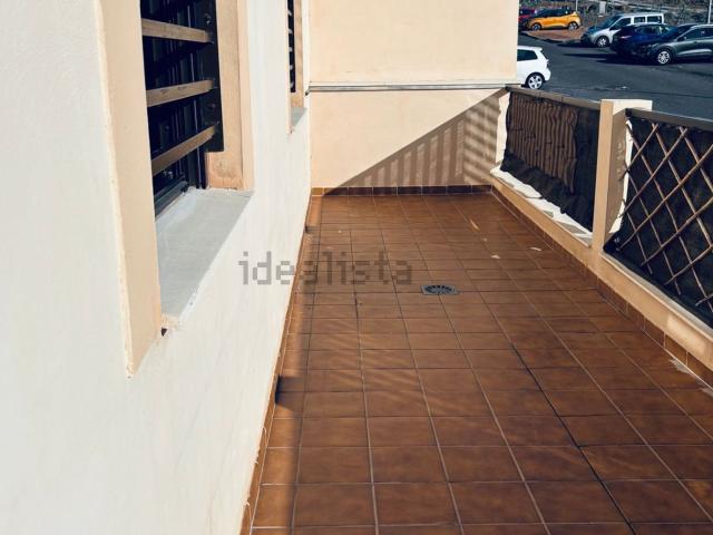 Piso, Arona