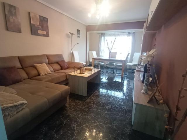Piso, Banyeres de Mariola