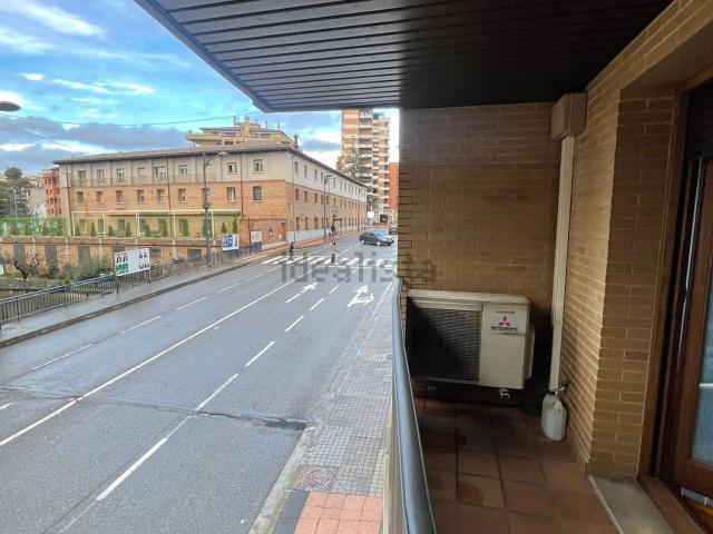 Piso, Barbastro