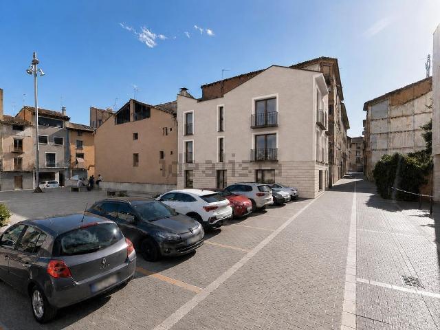 Piso, Barbastro