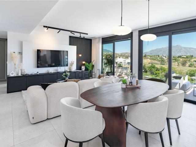 Piso, Benatalaya, Estepona