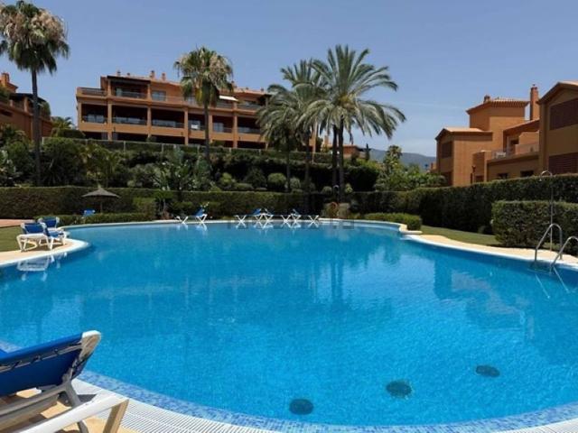 Piso, Benatalaya, Estepona