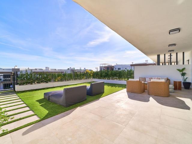Piso, Benatalaya, Estepona