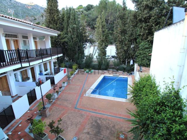 Piso, Benaojan