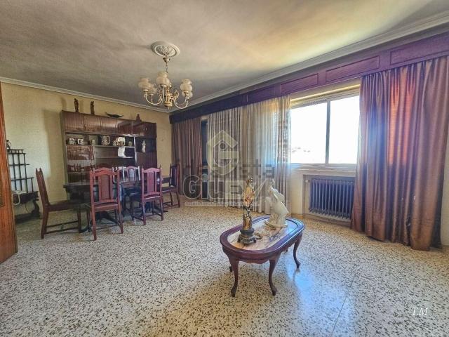 Piso, Cáceres