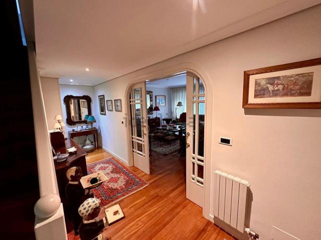 Piso, Camelias Pi y Margall, Vigo
