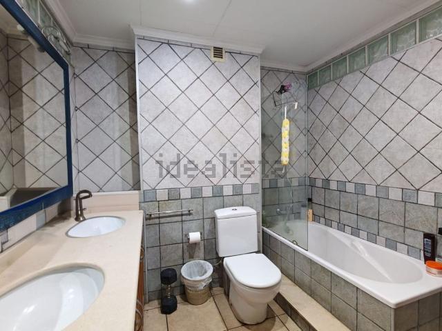 Piso, Canovelles