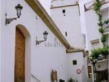 Piso, Canillas de Aceituno