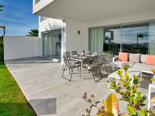Piso, Casares