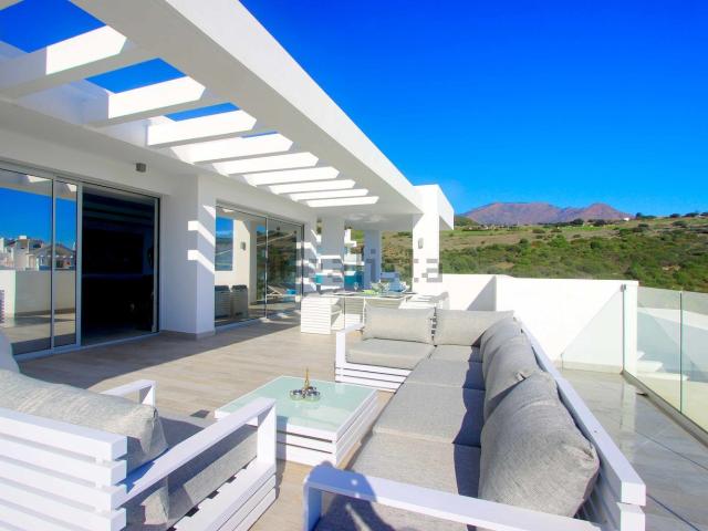 Piso, Casares