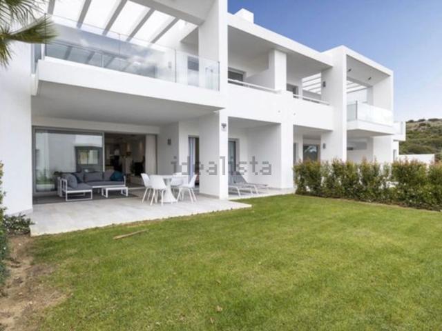 Piso, Casares