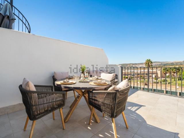 Piso, Casares