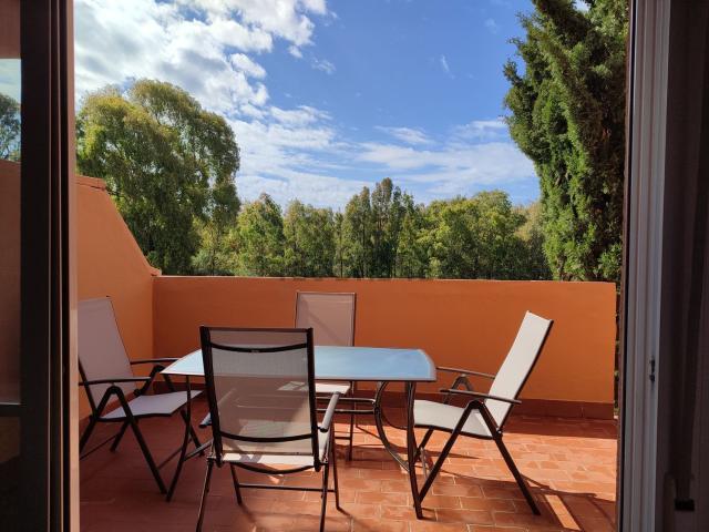 Piso, Casares