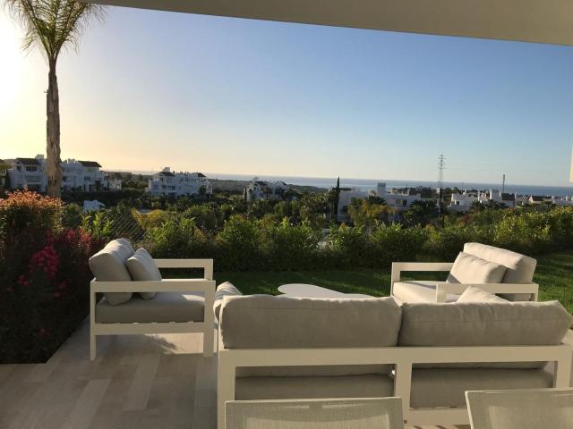 Piso, Casares