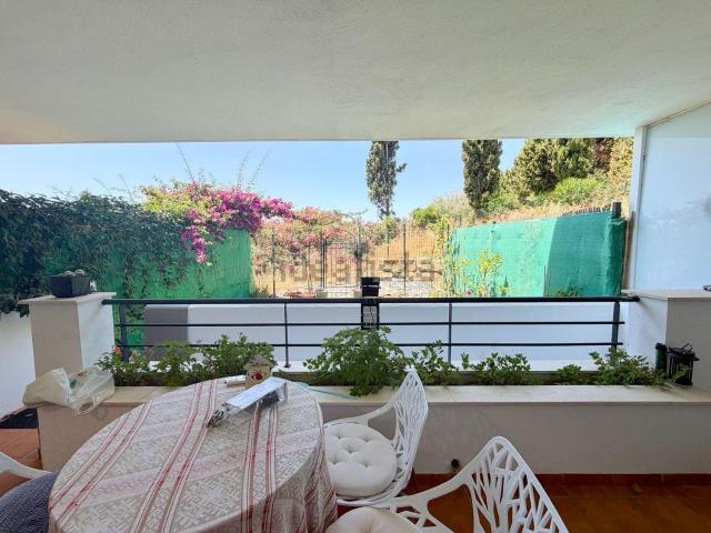 Piso, Casares