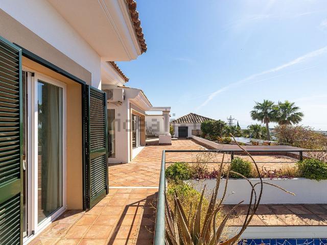 Piso, Casares
