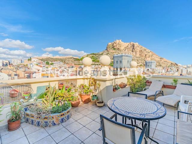 Piso, Casco Histórico Santa Cruz, Alicante / Alacant