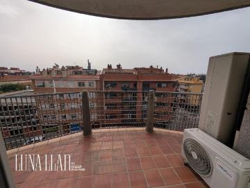 Piso en alquiler en Llobregat - Ascensor