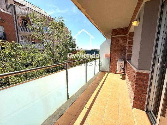 Piso, Cementiri Vell, Terrassa