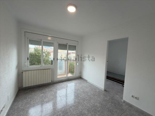 Piso, Cementiri Vell, Terrassa