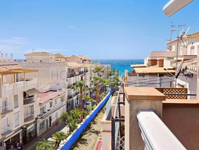 Piso céntrico muy bien equipado, con terraza y vistas