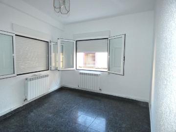 Piso céntrico en Casetas Zaragoza. Referencia VL04092026