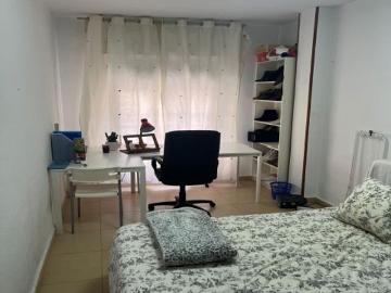PISO CENTRICO 3 DORMITORIOS PARA ESTUDIANTES
