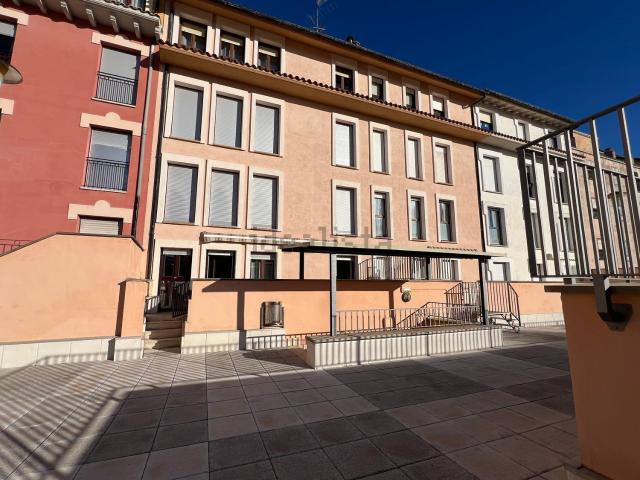 Piso, Centro Llano Samper, Jaca