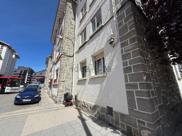 Piso, Centro Llano Samper, Jaca