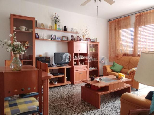 Piso, Centro, Mont Roig del Camp