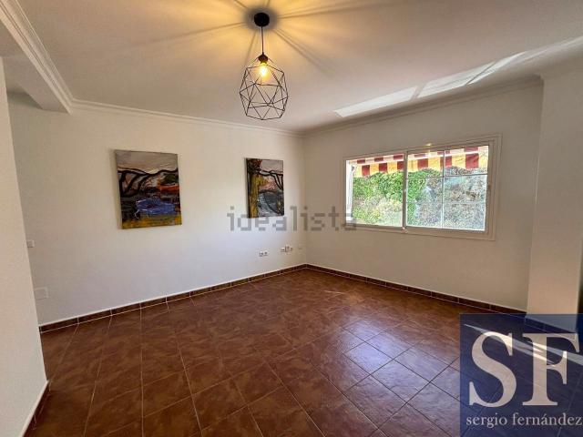 Piso, Competa
