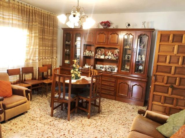 Piso, Competa
