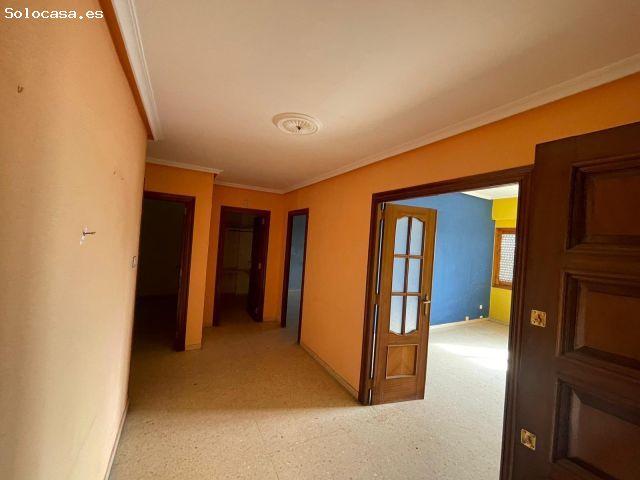 Piso con 4 habitaciones
