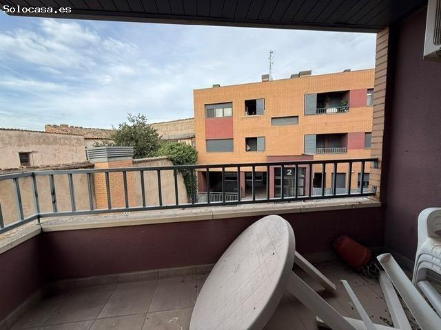 Piso con 2 plazas de garaje y trastero en C/ Tajada Pedrola