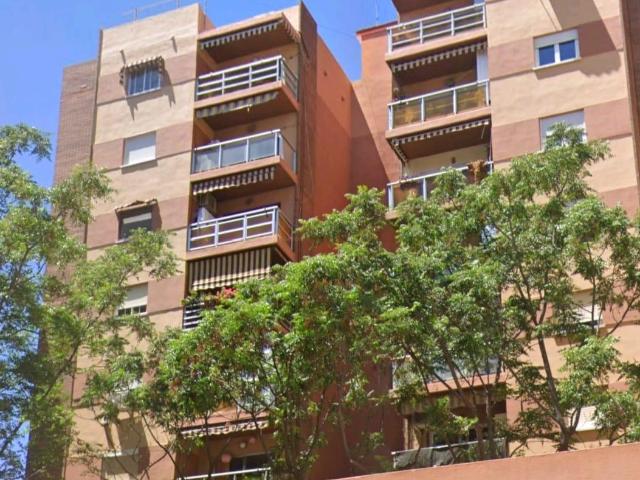 Piso con 3 habitaciones en Benimaclet