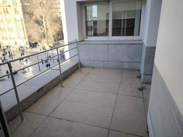 PISO CON TERRAZA EN ALQUILER EDIFICIO ZAIDA EN GRANADA