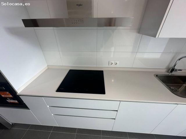 Piso con Terraza en Alquiler en Rúa do Ameneiro