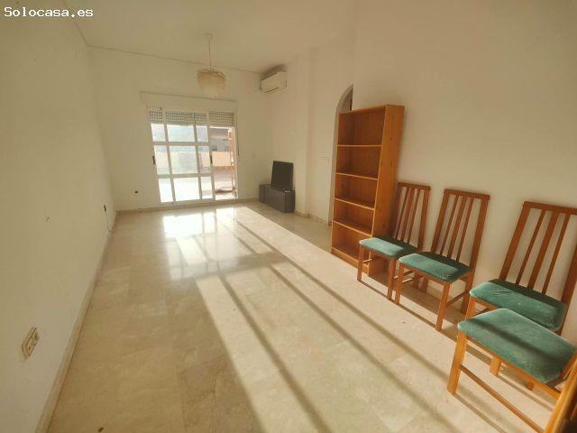 PISO CON TERRAZA Y PISCINA EN GOJAR